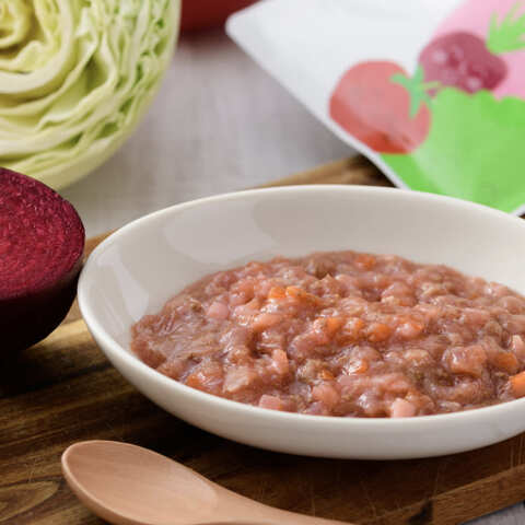 たっぷり野菜のビーツボルシチ