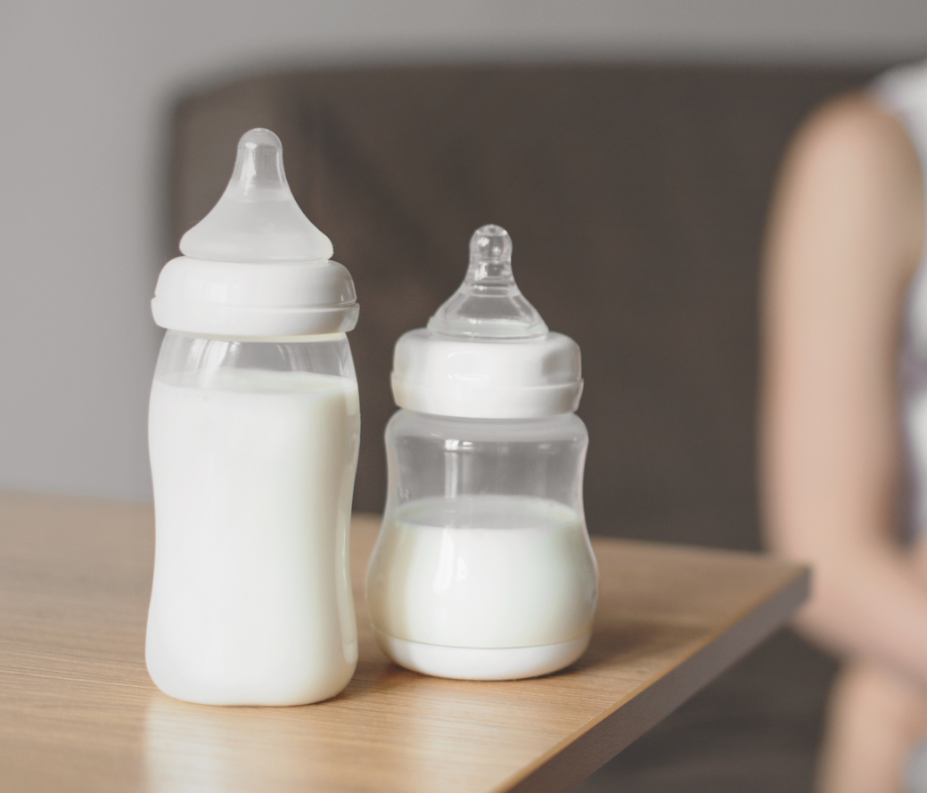 生後4ヶ月のミルクの量はどのくらい 1日の授乳スケジュールや目安を解説 The Kindest Magazine