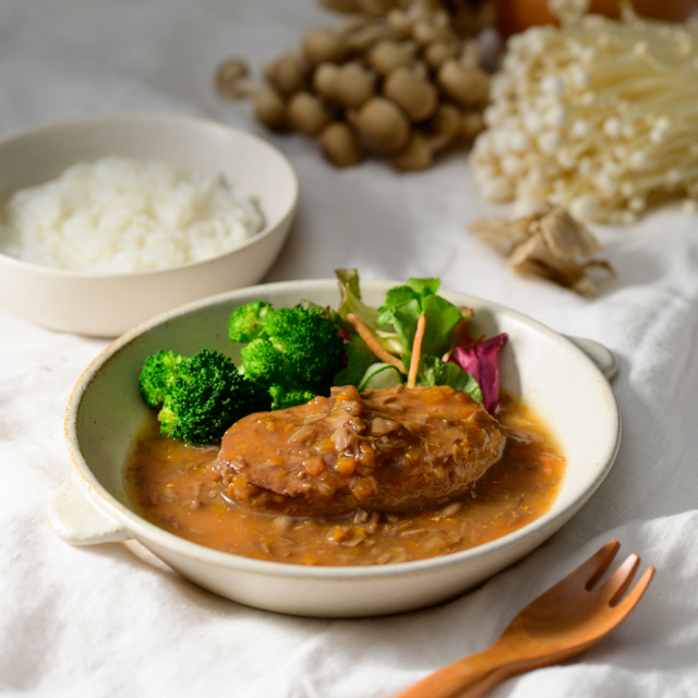 3種きのこの煮込みハンバーグ/5パウチ